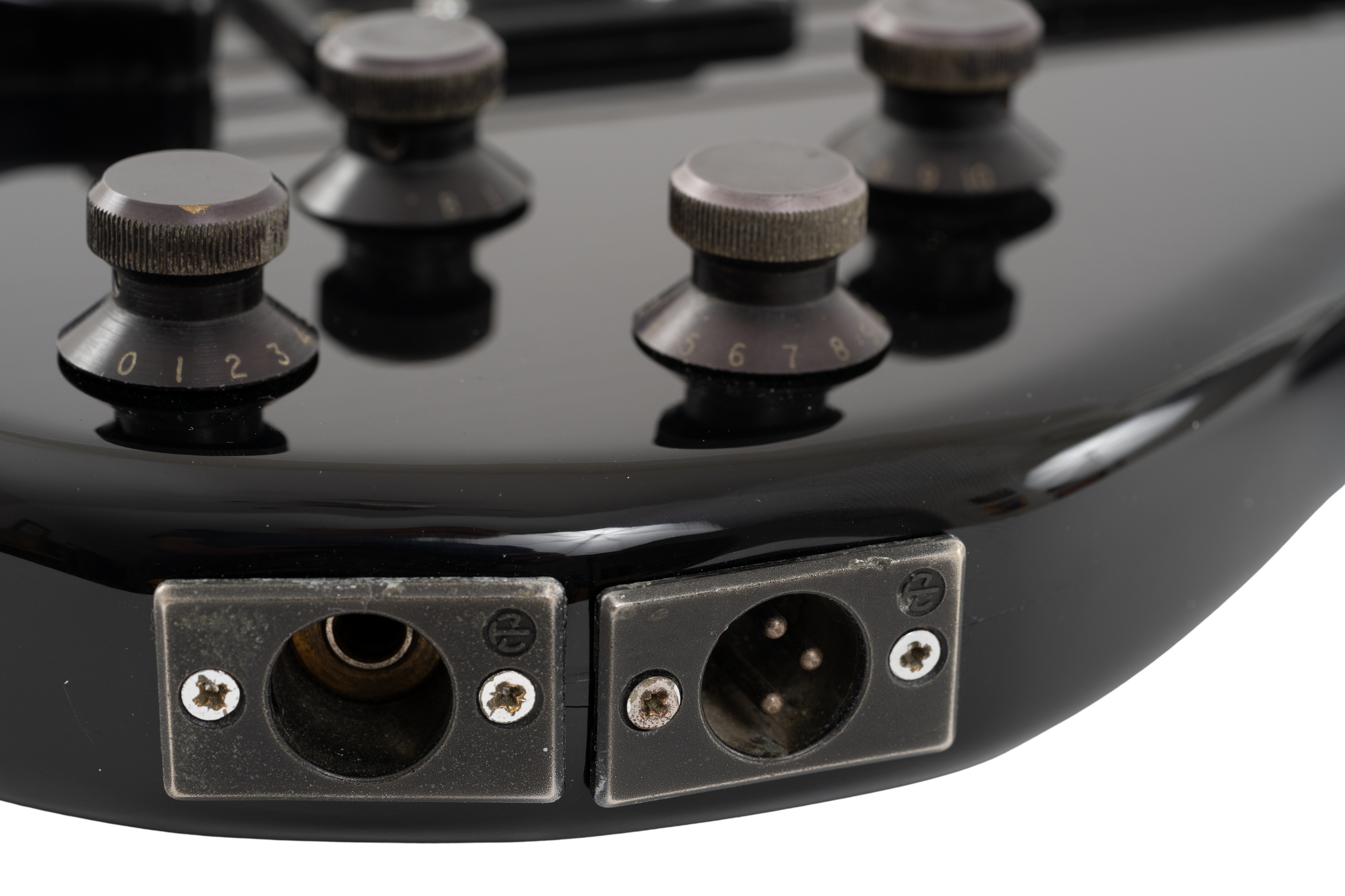 Steven-Severin-Wal-Mk1-Bass-Siouxsie-and-the-Banshees-015