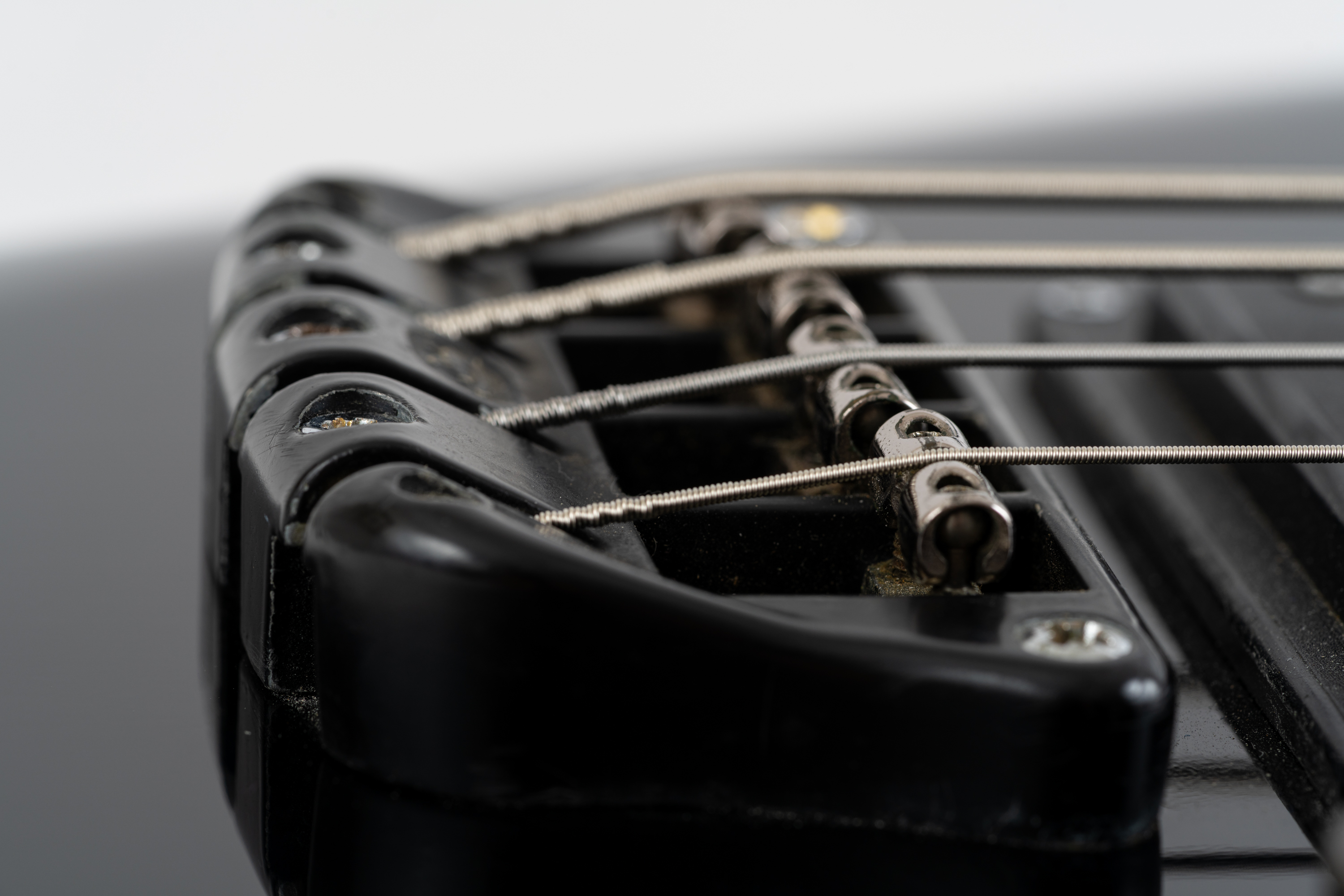 Steven-Severin-Wal-Mk1-Bass-Siouxsie-and-the-Banshees-82