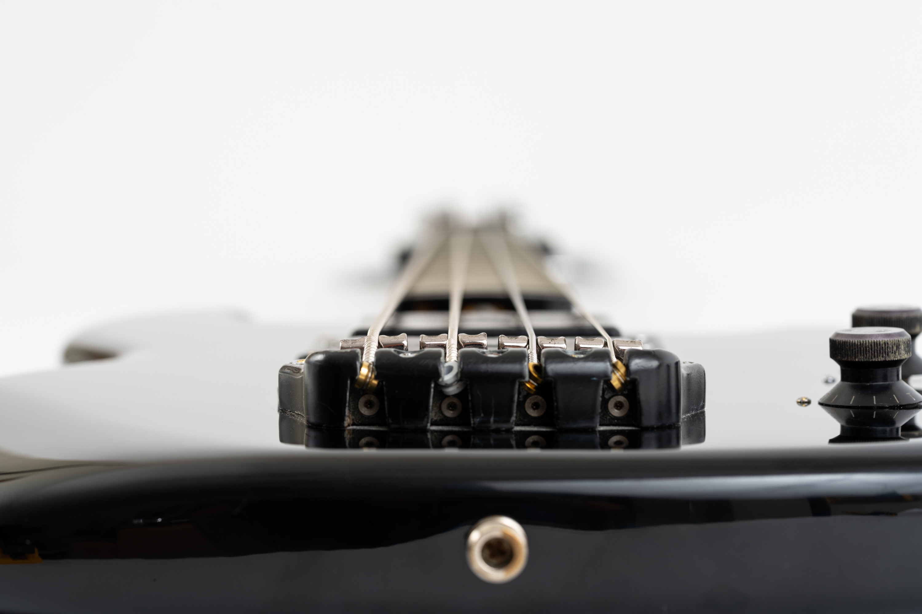 Steven-Severin-Wal-Mk1-Bass-Siouxsie-and-the-Banshees-90