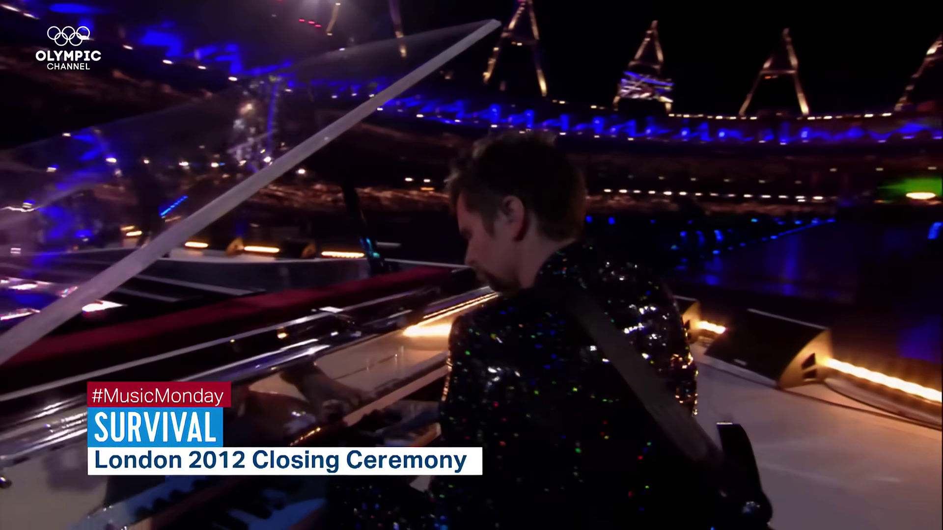 Muse-Live-Olympics-Closing-Ceremony-2012007