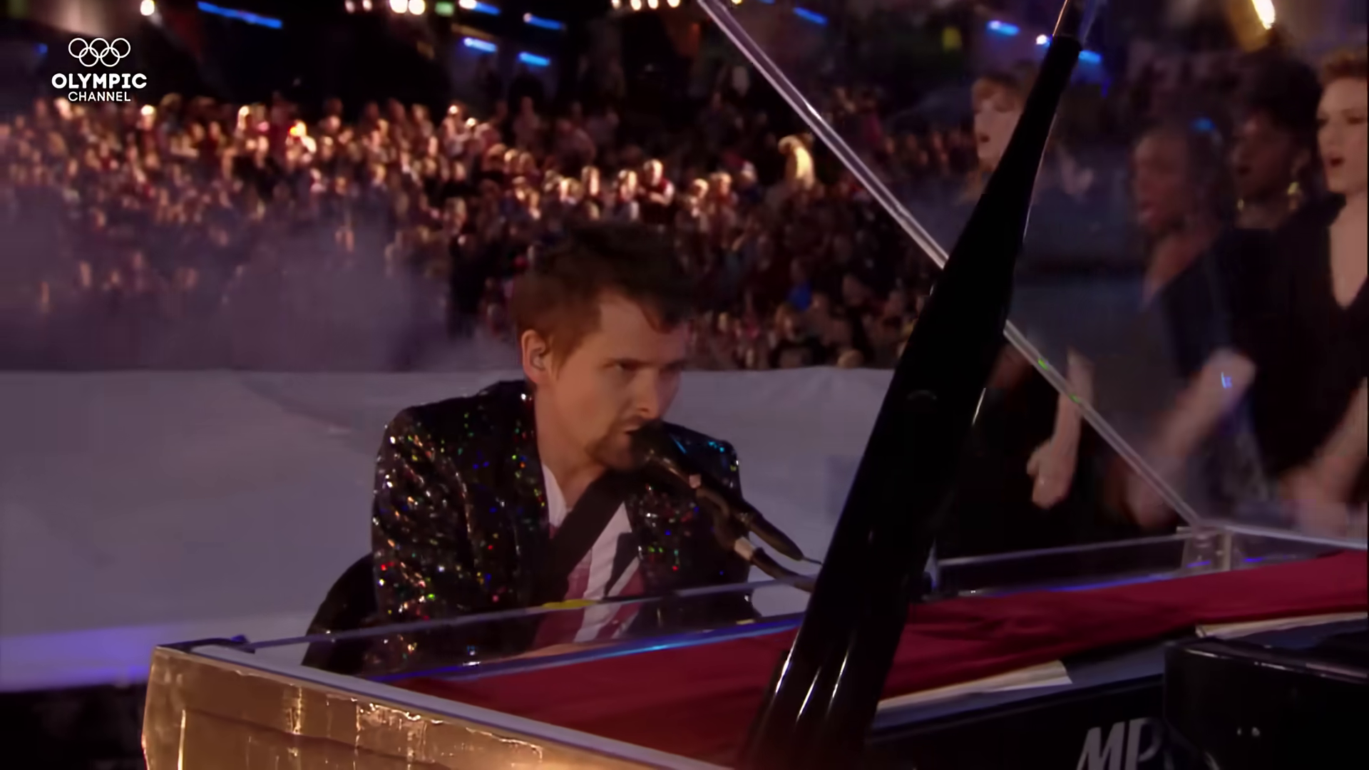 Muse-Live-Olympics-Closing-Ceremony-2012039