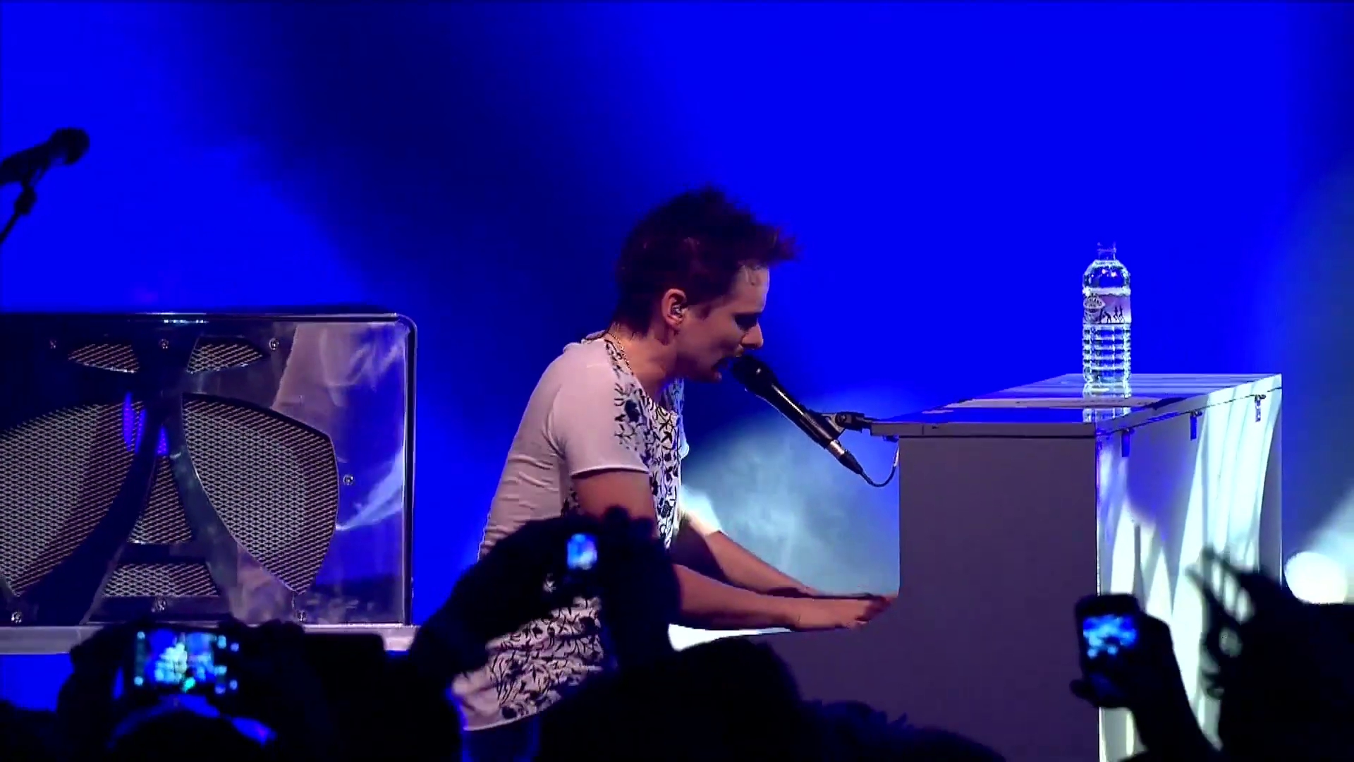 Muse-Matt-Bellamy-Kawai-MP8-2-Keyboard-18