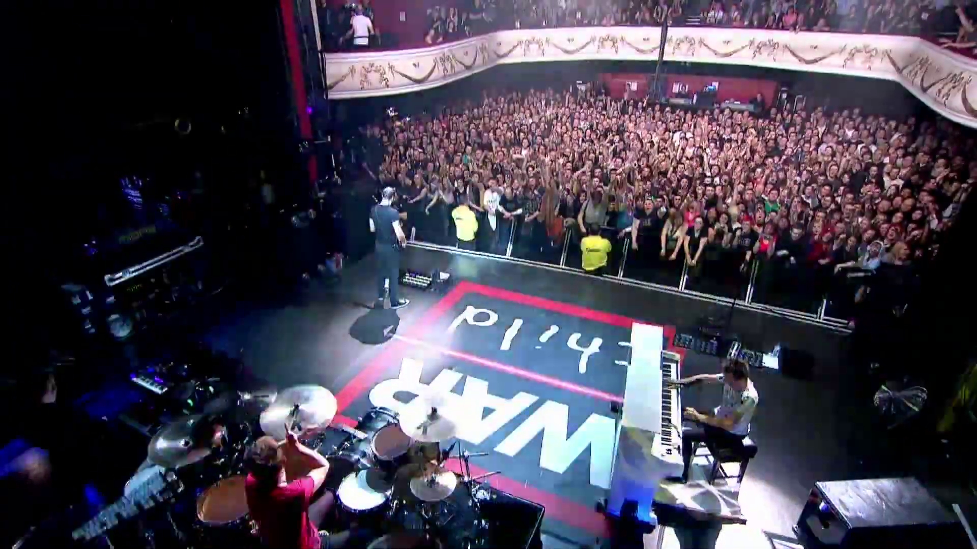 Muse-Matt-Bellamy-Kawai-MP8-2-Keyboard-25