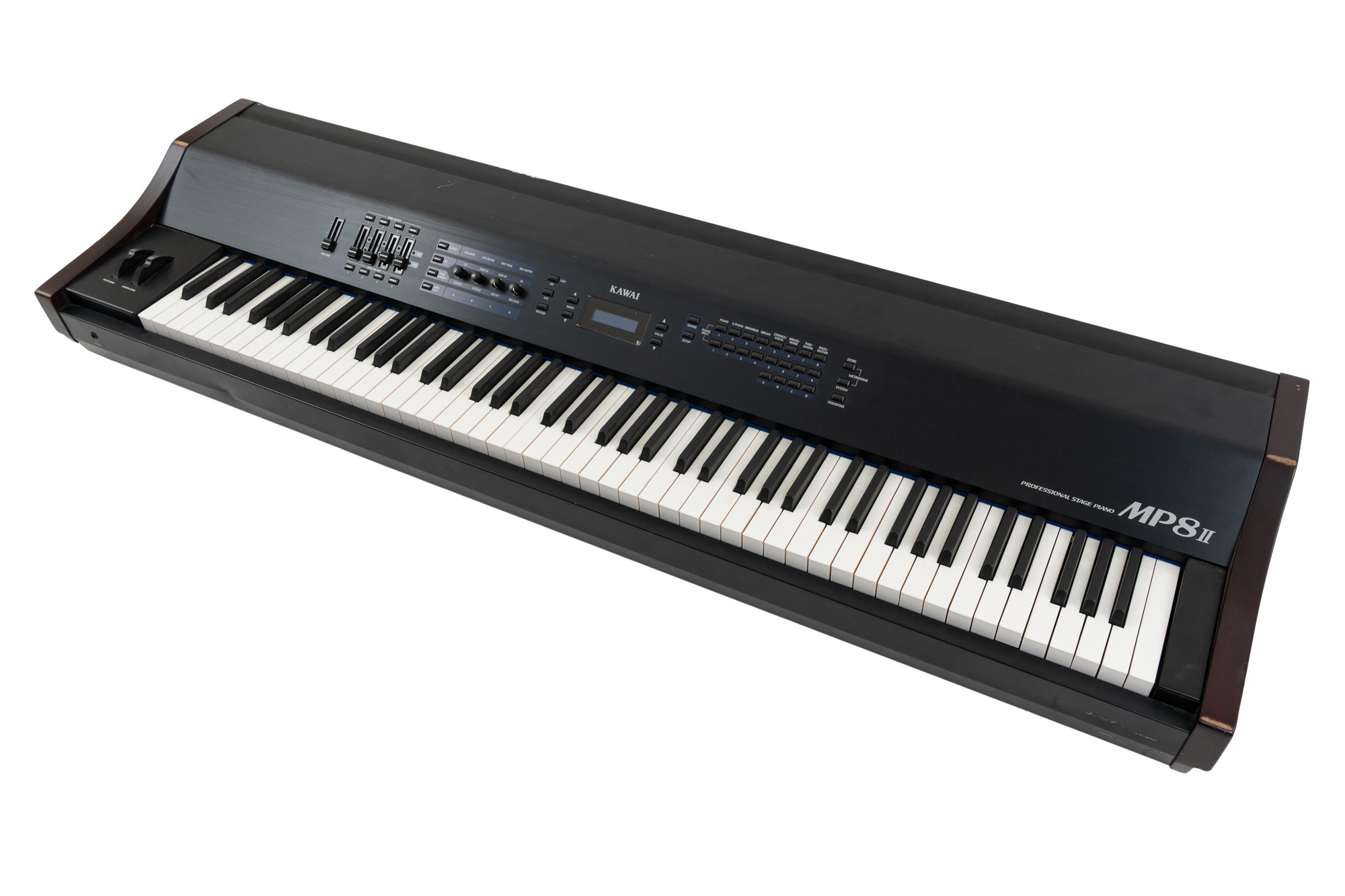Muse-Matt-Bellamy-Kawai-MP8II-Keyboard-005