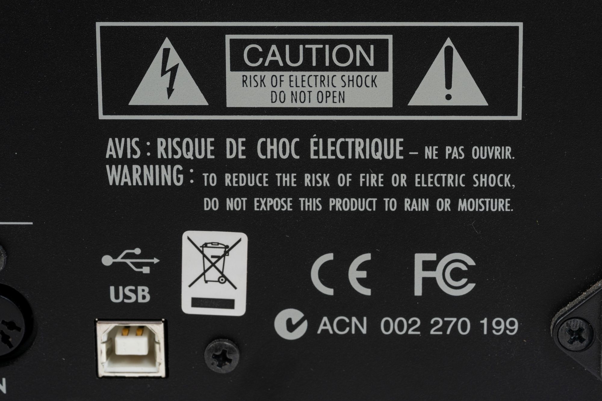 Muse-Matt-Bellamy-Kawai-MP8II-Keyboard-027